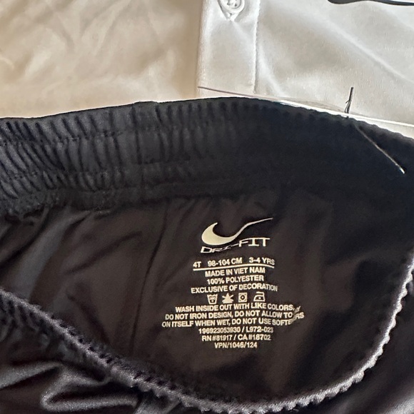 Nike Shorts and Polo Shirt set - Picture 5 of 5